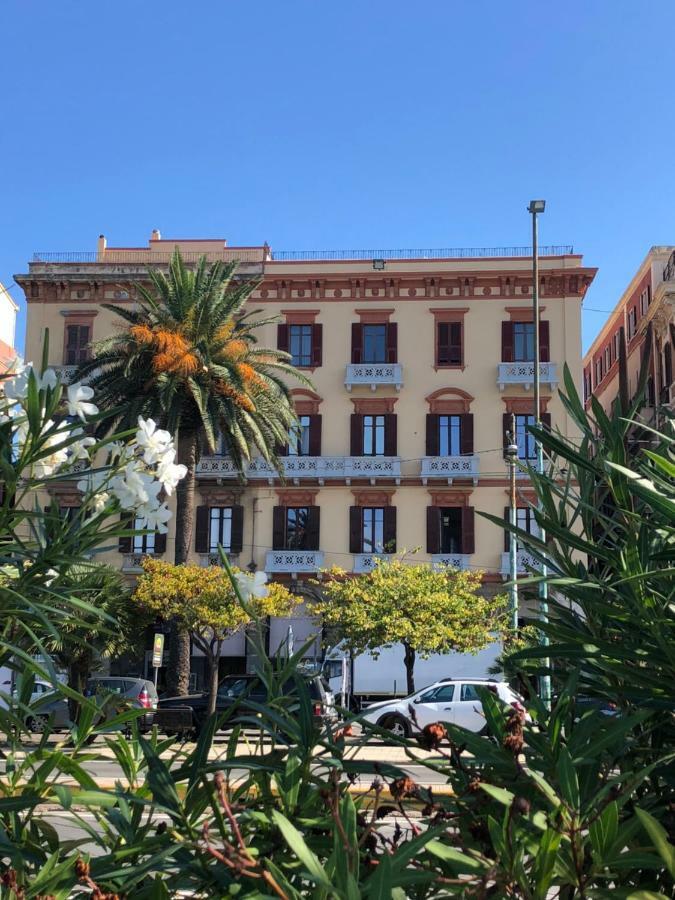 Al Centro Del Centro Apartment Cagliari Exterior photo